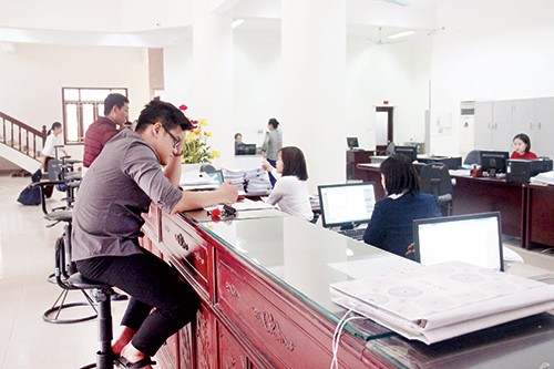 Hải Phòng dẫn đầu cả nước về tỷ lệ giải ngân vốn đầu tư công Công chức KBNN thực hiện rà soát số liệu thanh toán vốn ngân sách với các đơn vị sử dụng ngân sách.