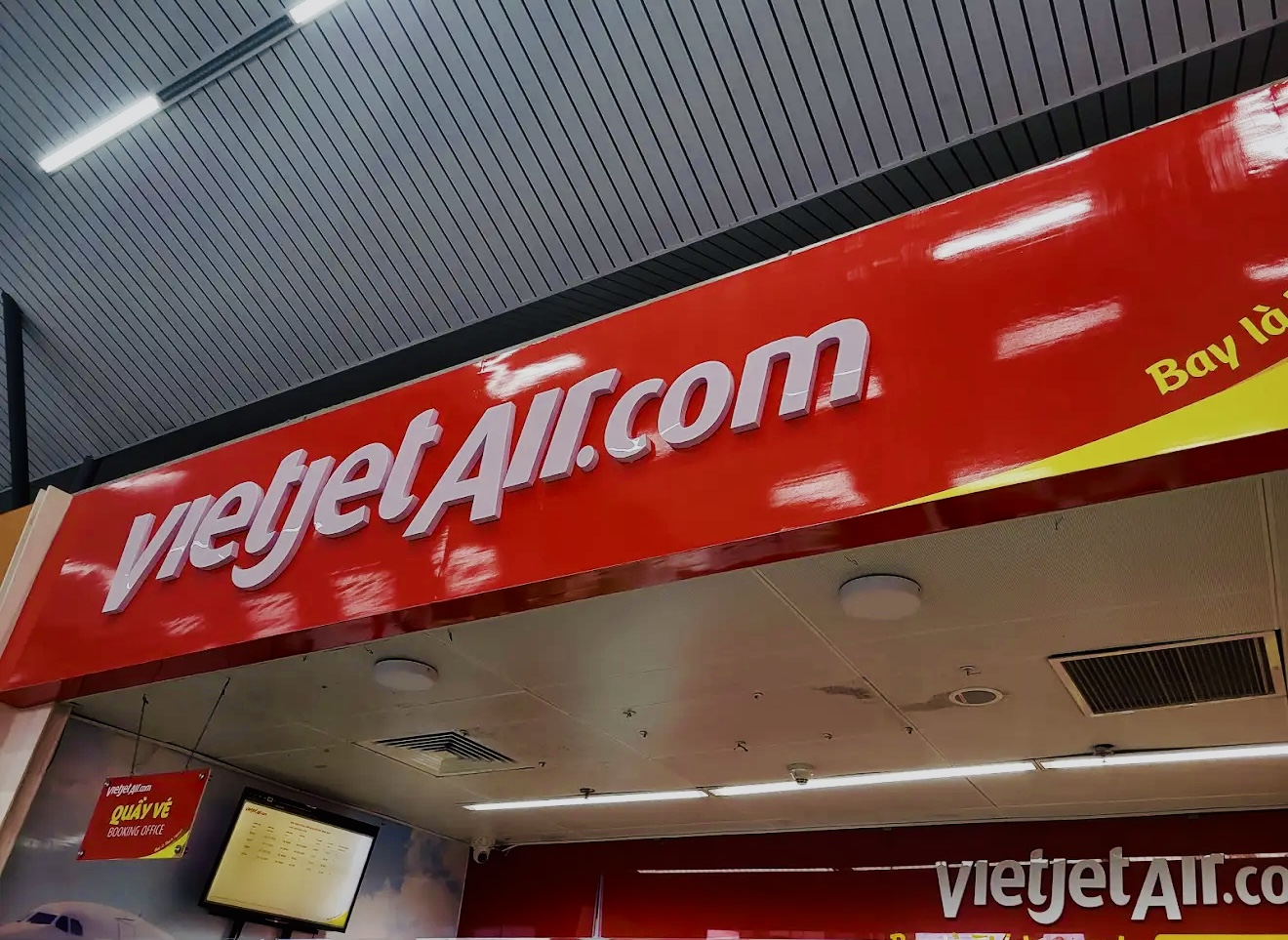 Hàng không Vietjet bị nêu tên do nợ đóng BHXH gần 5,8 tỷ đồng.